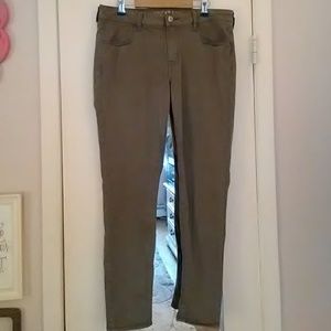 American Eagle Olive Sateen Jegging 12